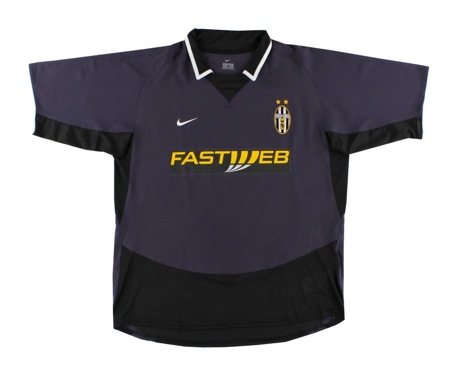 Juventus FC 2003-04 Third Kit