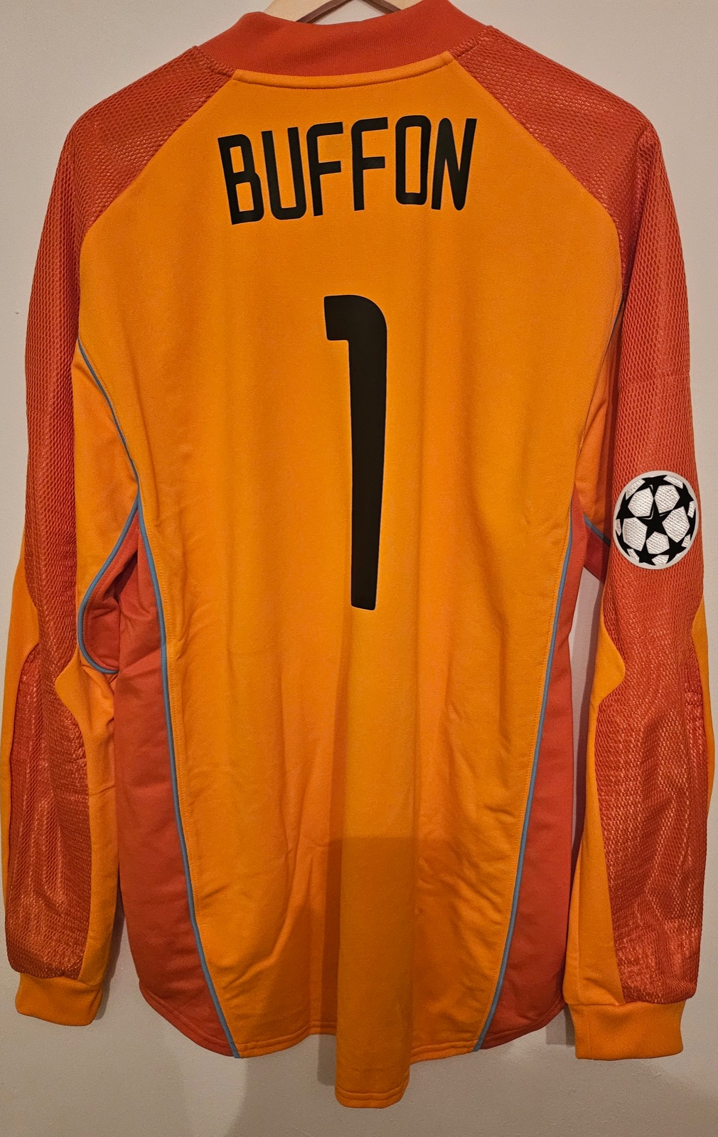 Juventus FC 2003-04 European GK 2 Kit