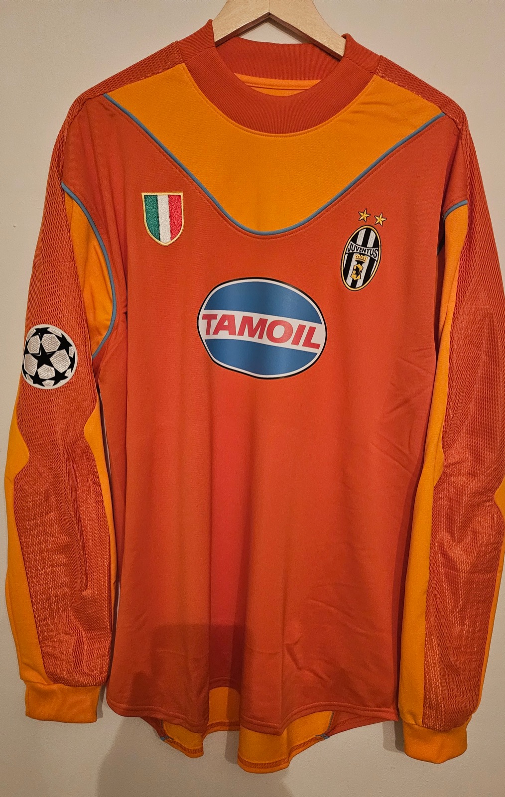 Juventus FC 2003-04 European GK 2 Kit