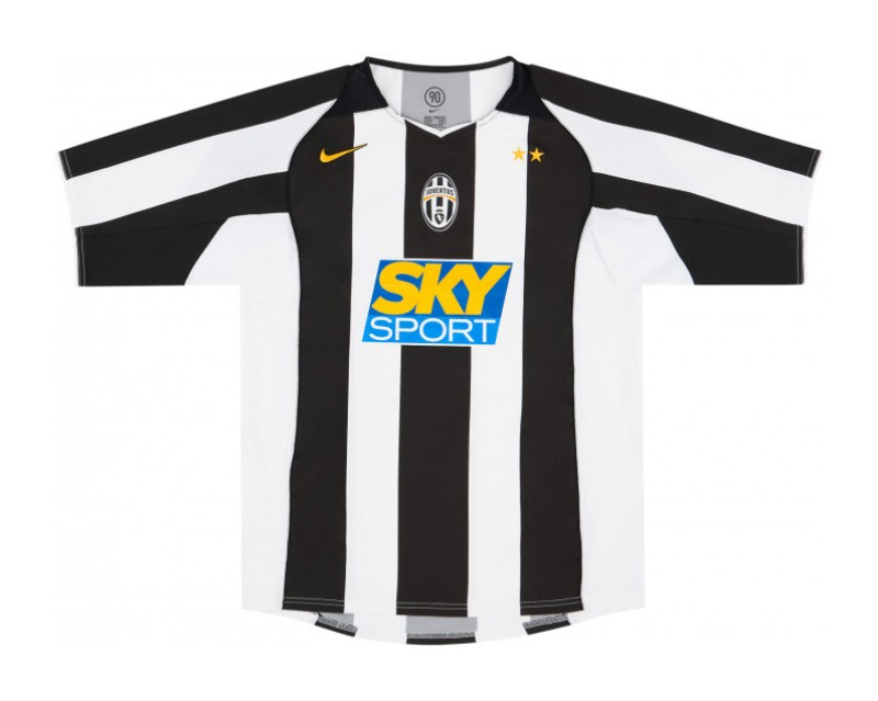 Juventus FC 2004-05 Home Kit