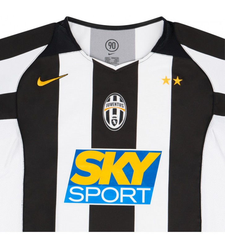 Juventus FC 2004-05 Home Kit