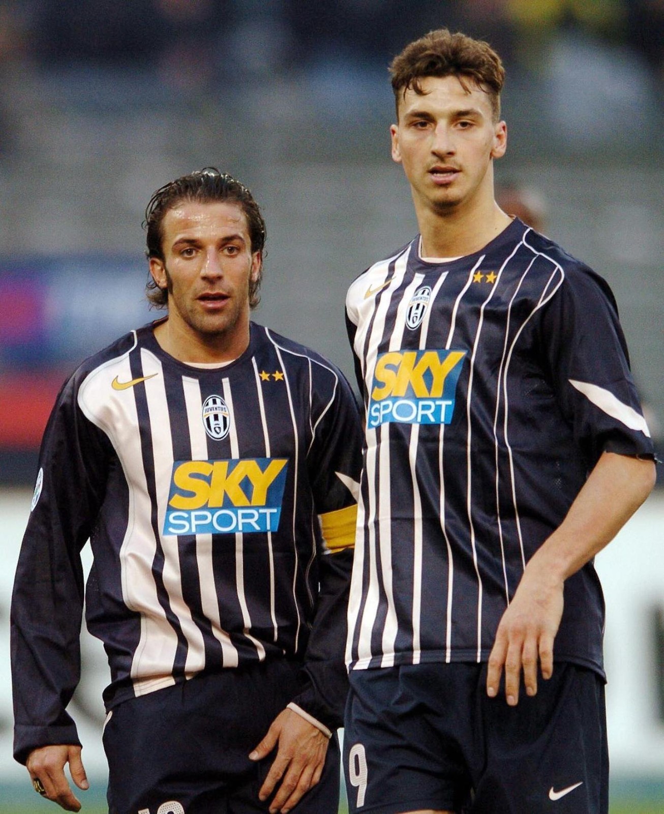 Juventus FC 2004-05 Away Kit