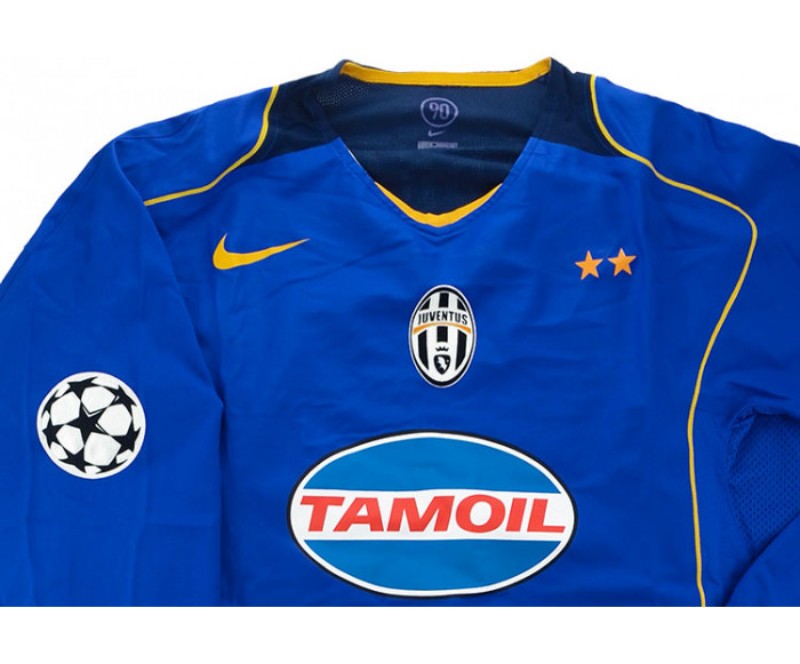 Juventus FC 2004-05 Champions League Third Kit