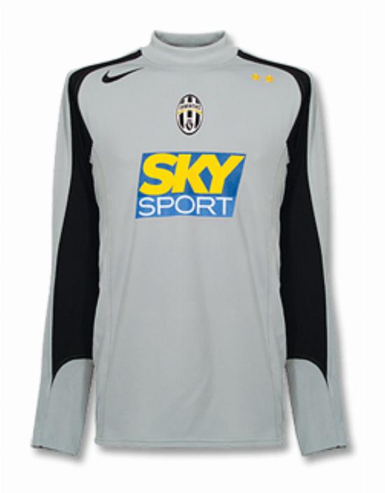 Juventus FC 2004-05 GK Home Kit