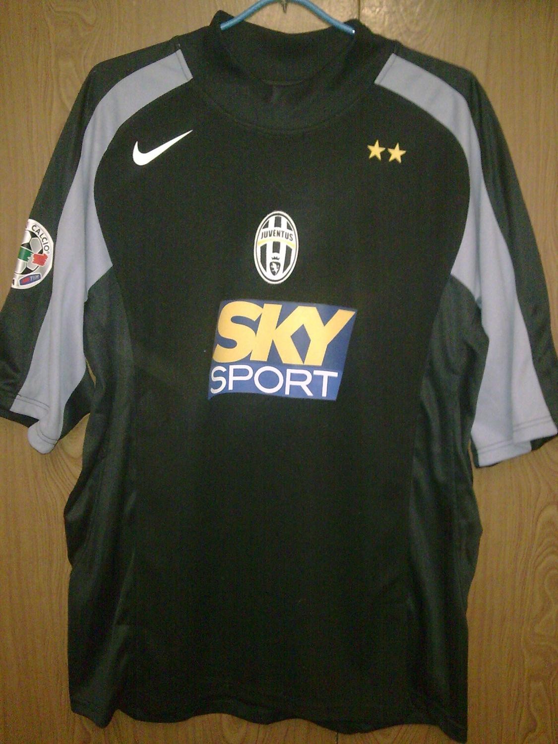 Juventus FC 2004-05 GK Fourth Kit