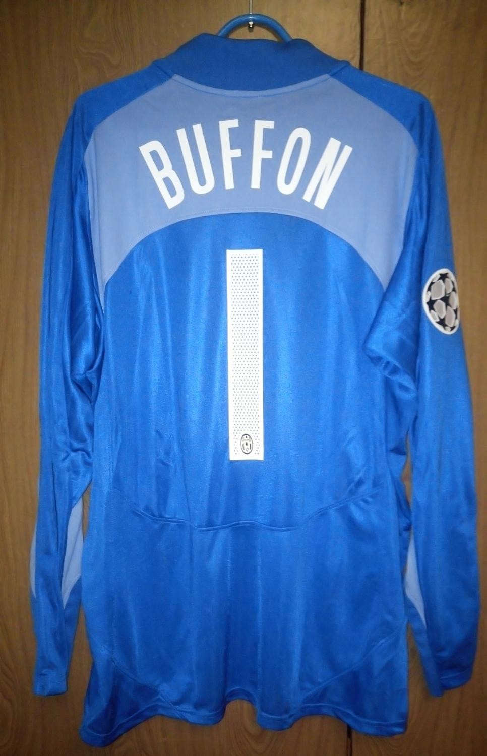 Juventus FC 2004-05 Champions League GK 2 Kit