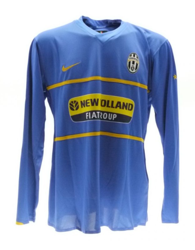 Juventus FC 2008-09 Third Kit