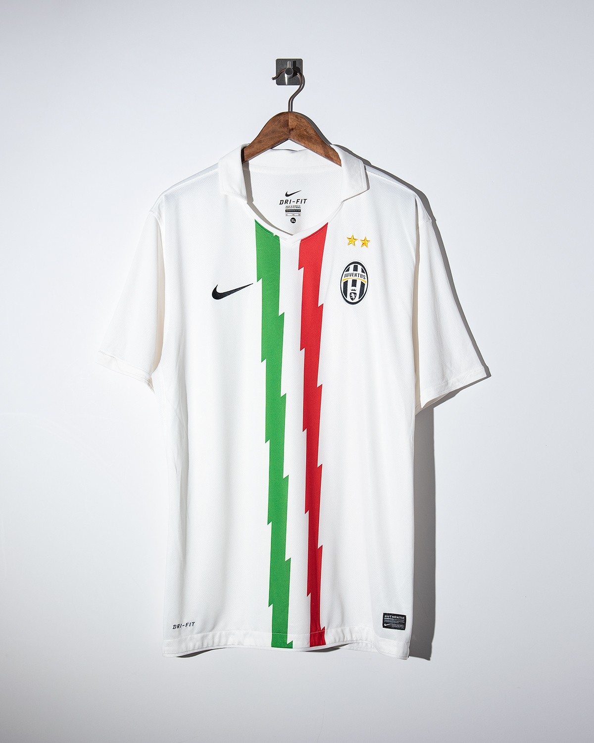 Juventus FC 2010-11 Europa League Away Kit