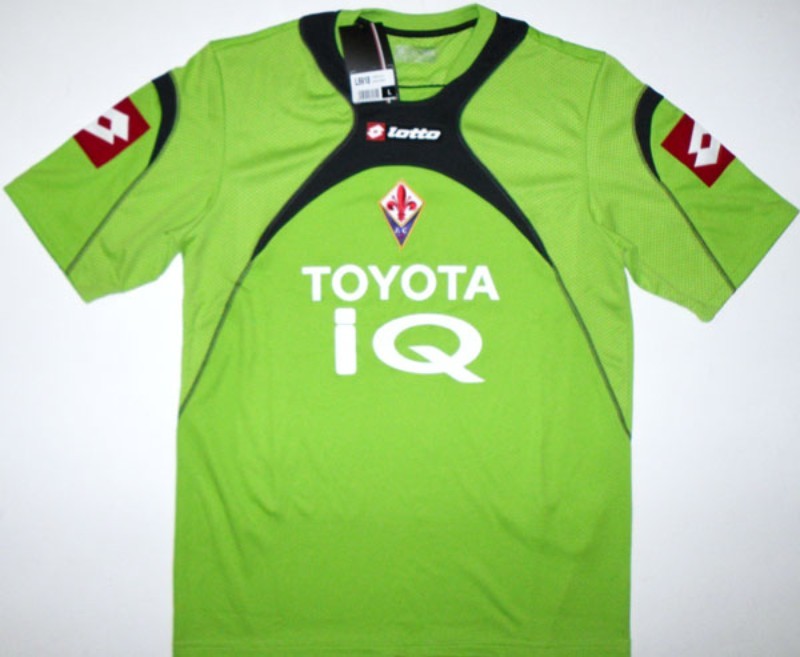ACF Fiorentina 2010-11 GK Home Kit
