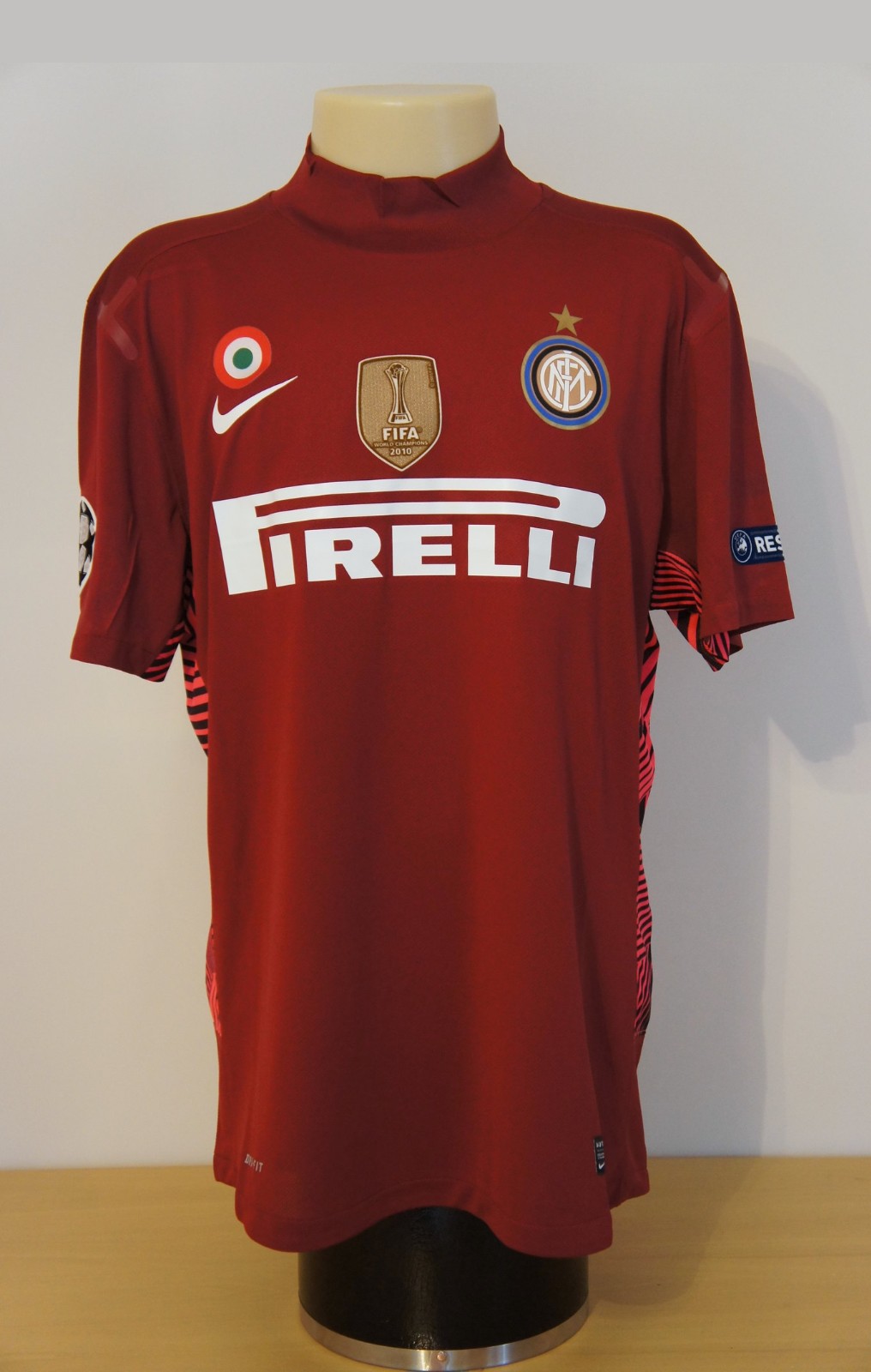 Inter Milan 2011-12 GK Away Kit