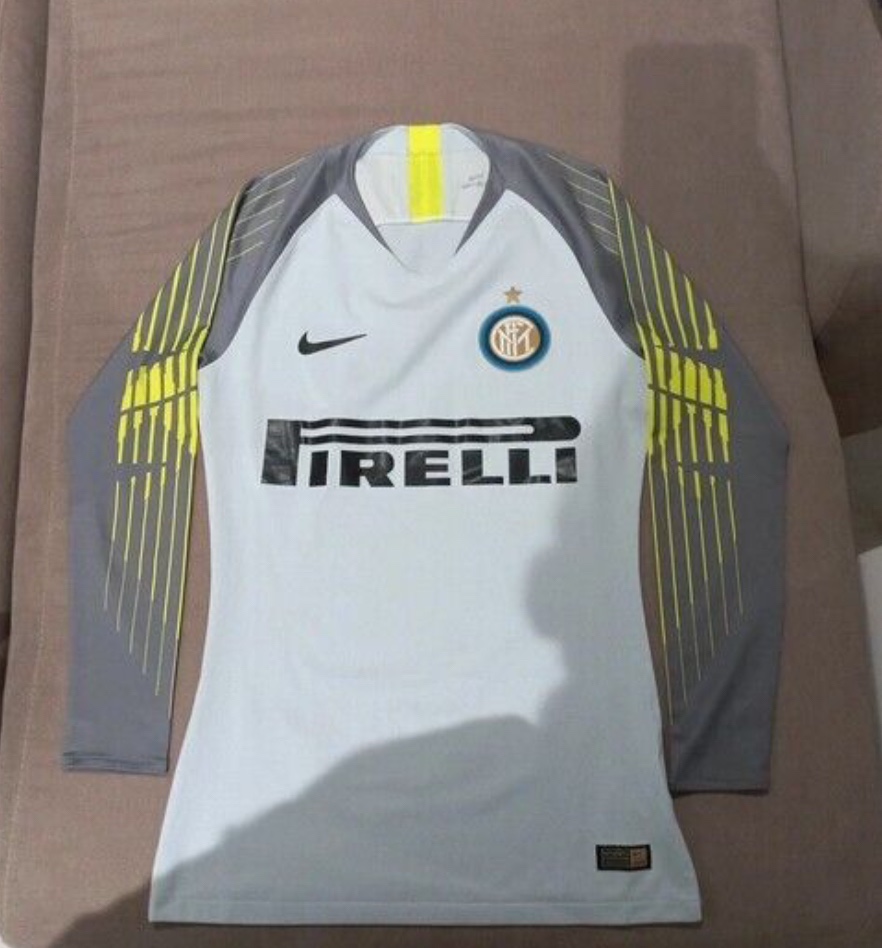 Inter Milan 2018-19 GK 3 Kit
