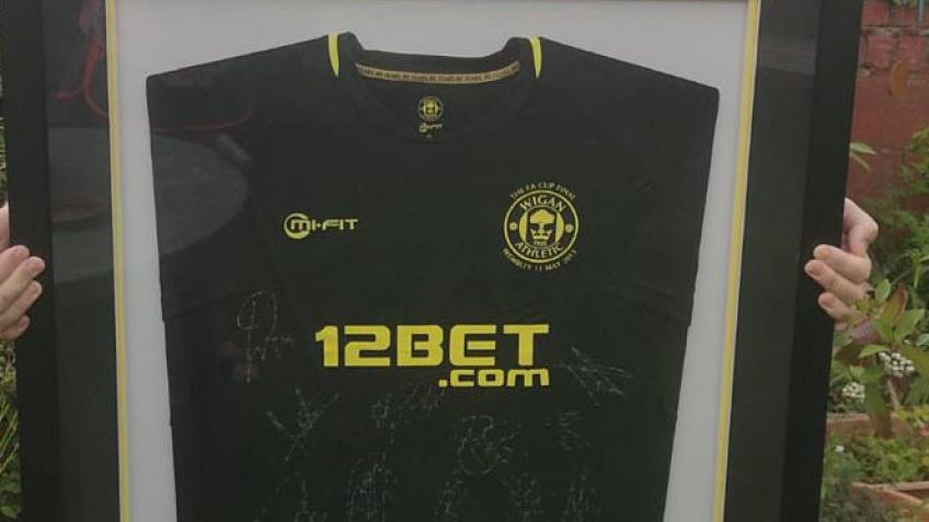 Wigan Athletic 2012-13 FA Cup Final Kit