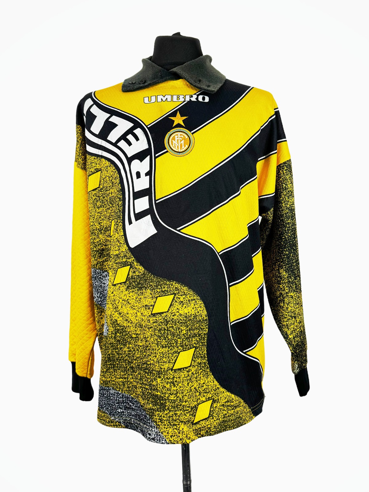 Inter Milan 1995-96 GK 1 Kit