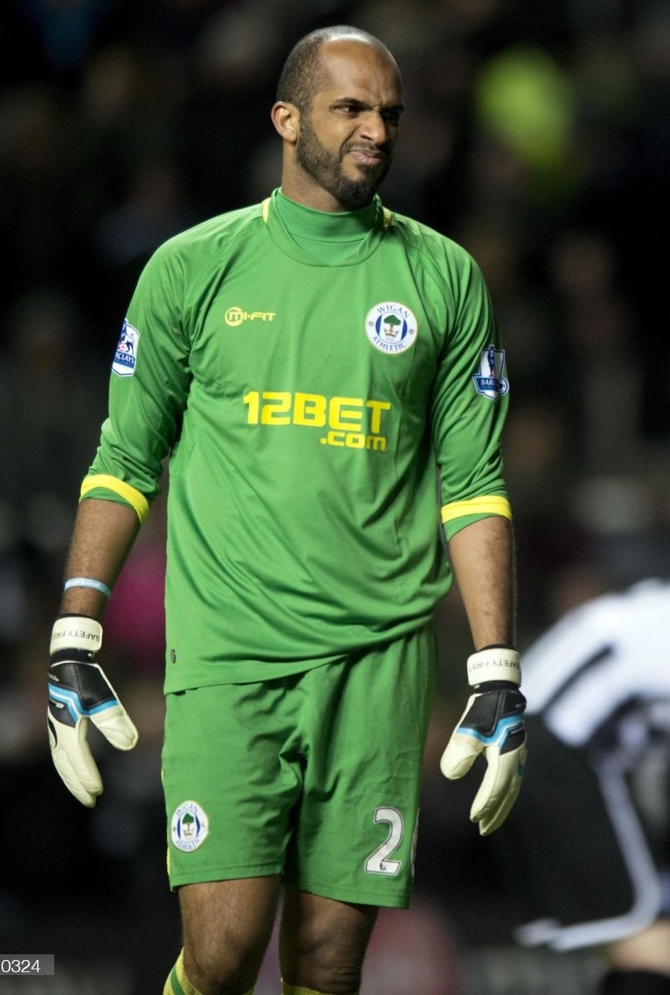 Wigan Athletic 2012-13 GK Away Kit