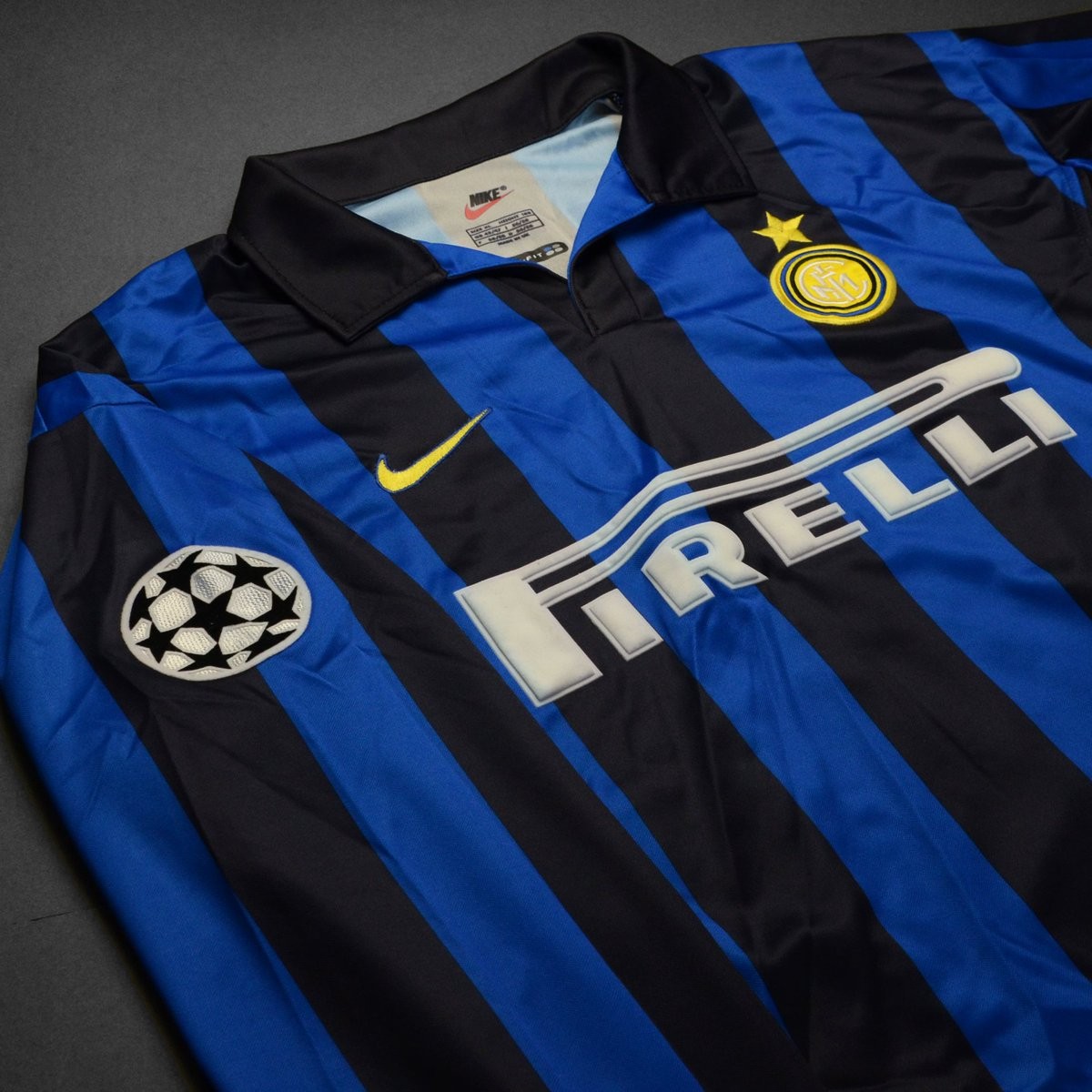 Inter Milan 1998-99 Home Kit