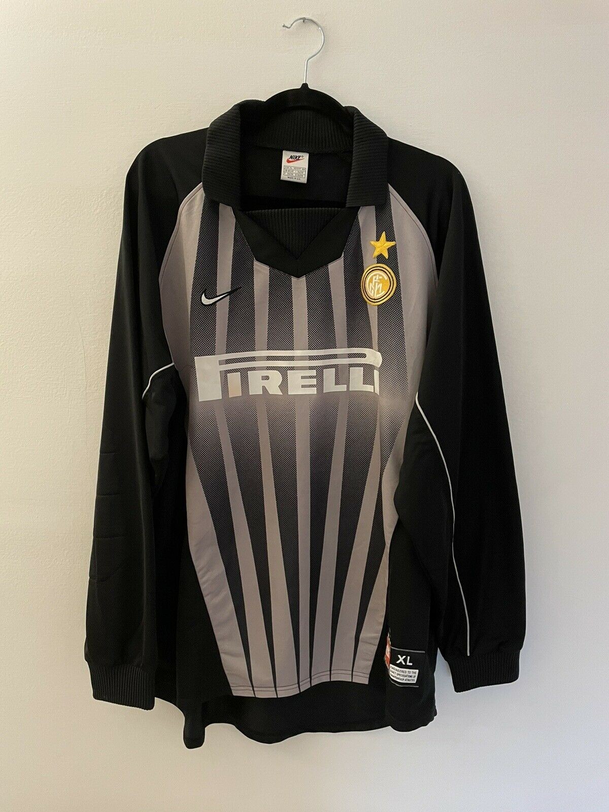 Inter Milan 1998-99 GK 2 Kit