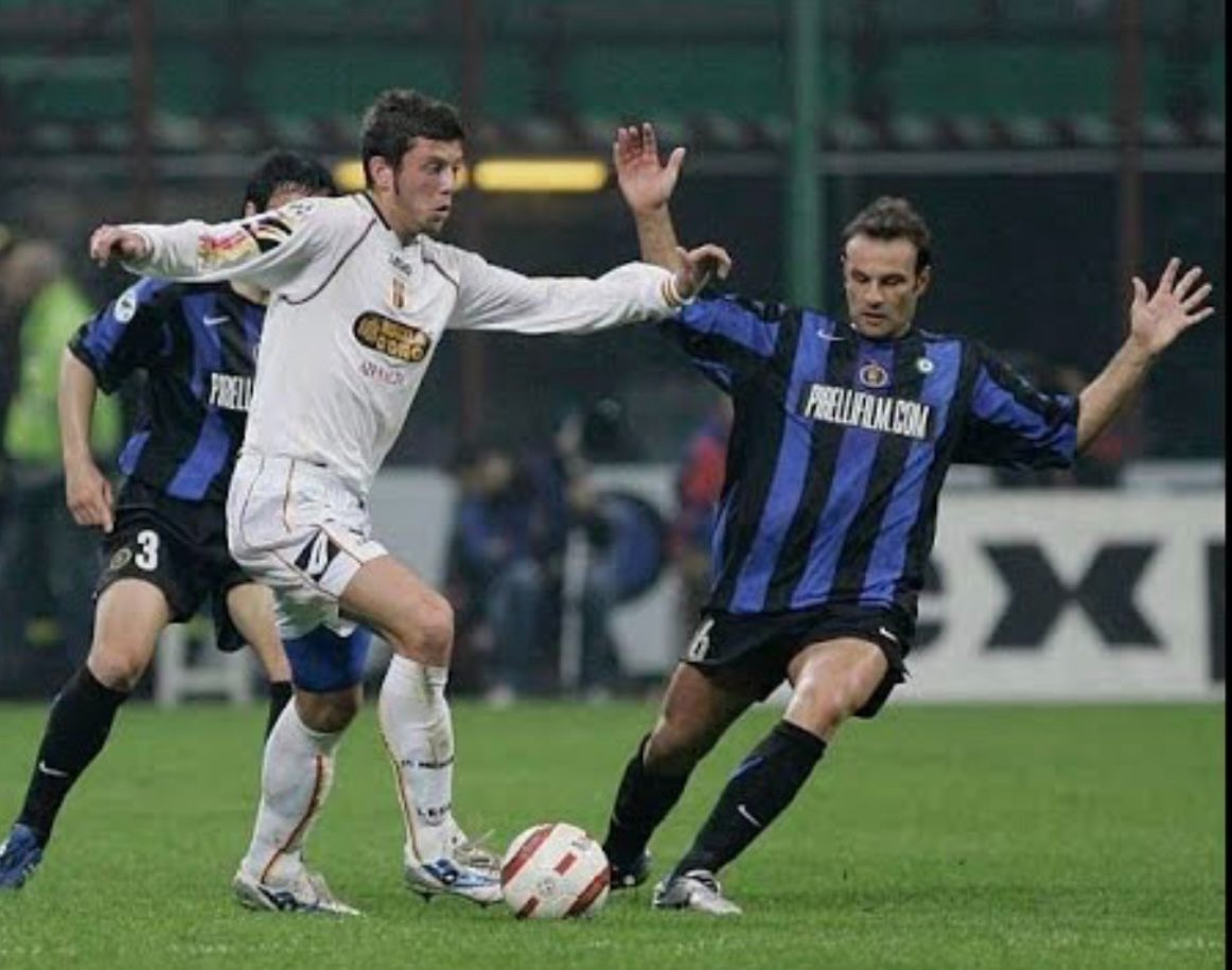 Inter Milan 2005-06 Home V2 Kit