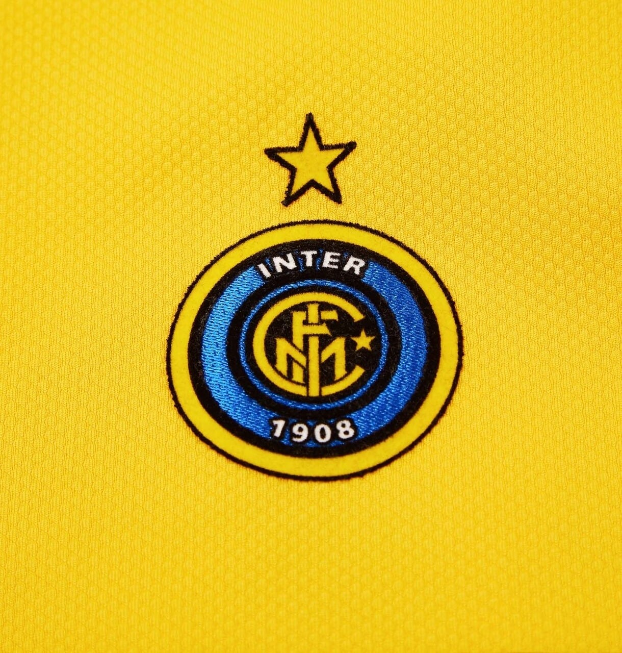Inter Milan 2005-06 GK 1 Kit