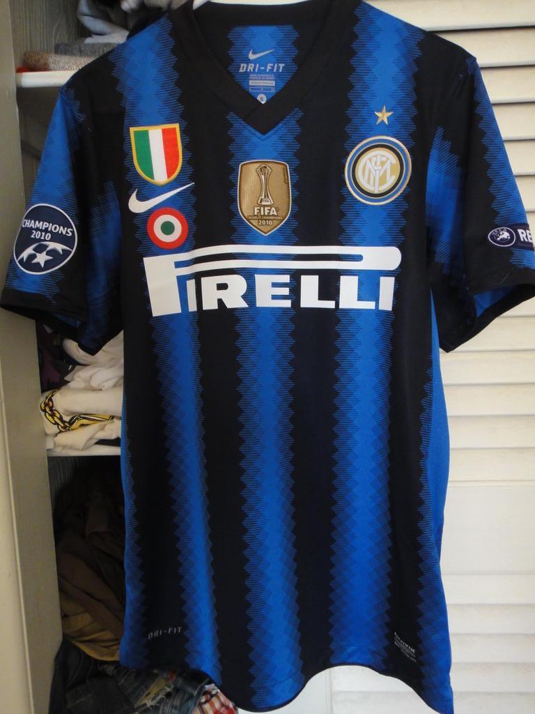 Inter Milan 2010-11 Home V2 Kit