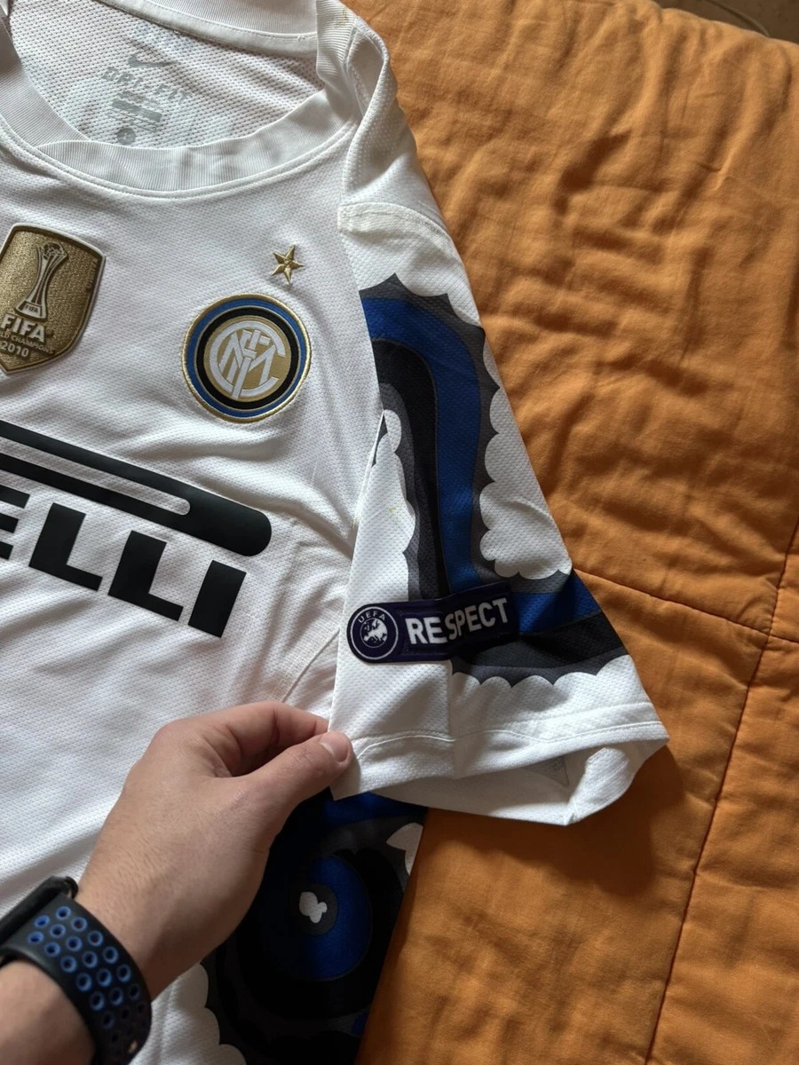 Inter Milan 2010-11 Champions League Away Kit