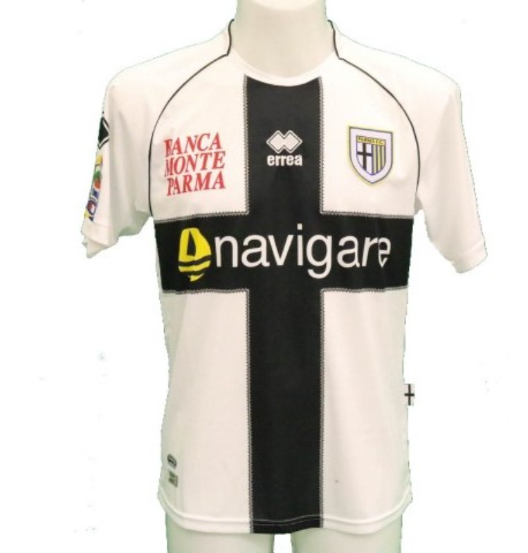 Parma Calcio 2011-12 Home Kit