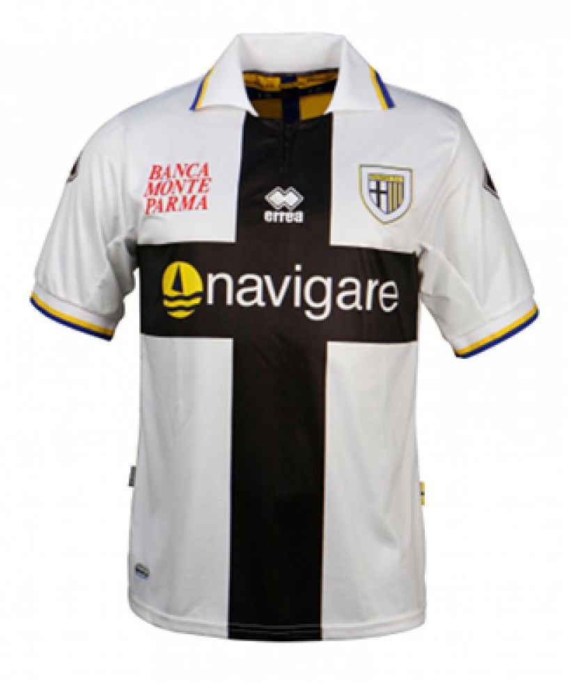 Parma Calcio 2010-11 Home Kit