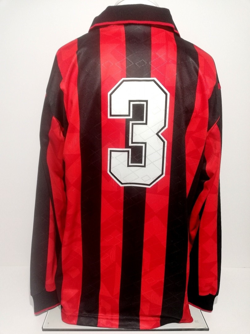 AC Milan 1994-95 Home Kit