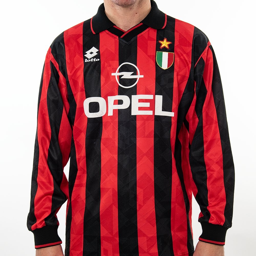 AC Milan 1994-95 Home Kit