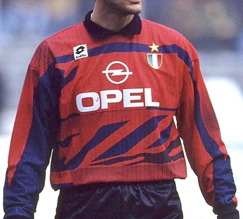 AC Milan 1994-95 GK 3 Kit