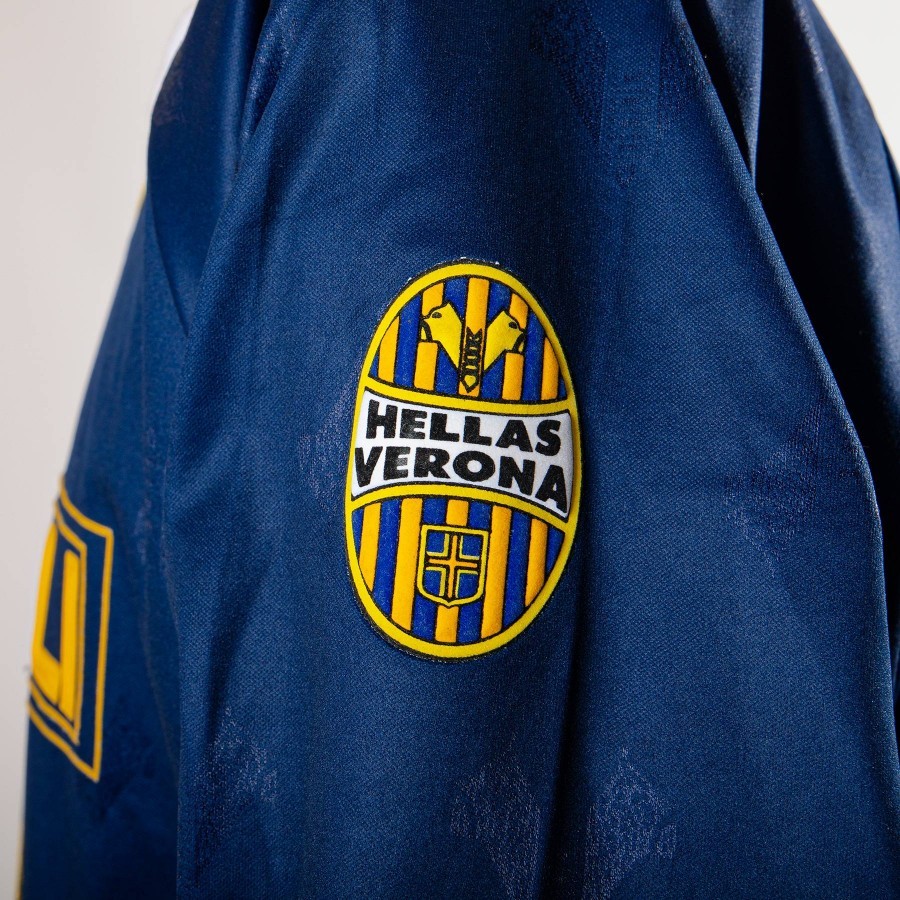 Hellas Verona 1996-97 Home Kit
