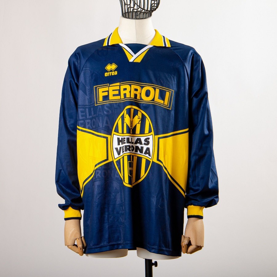 Hellas Verona 1996-97 Home Kit