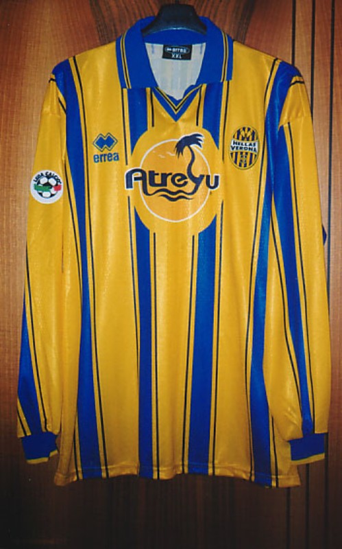 Hellas Verona 1998-99 Third Kit