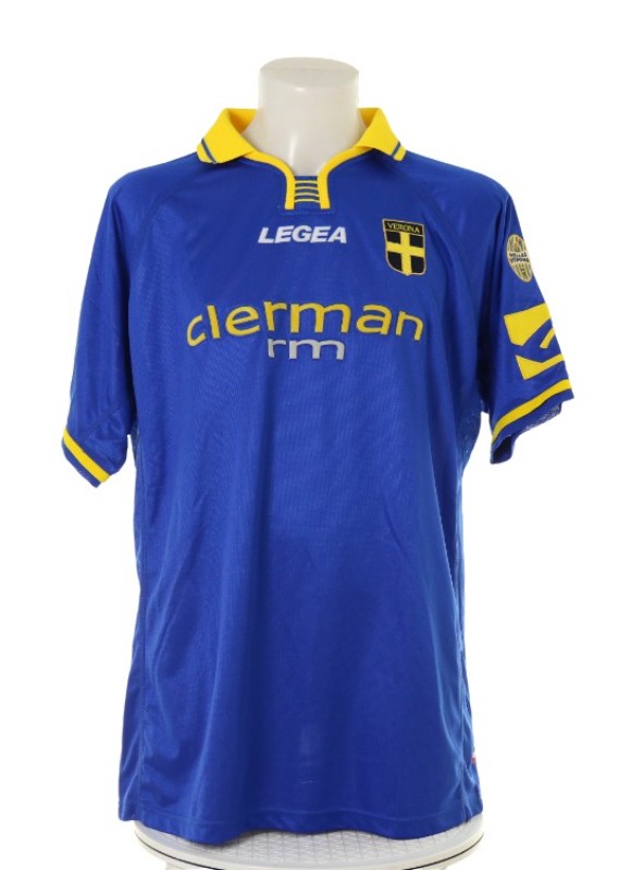 Hellas Verona 2003-04 Home Kit