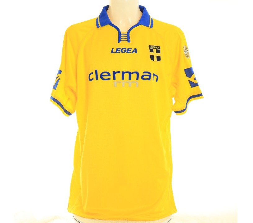 Hellas Verona 2003-04 Away Kit
