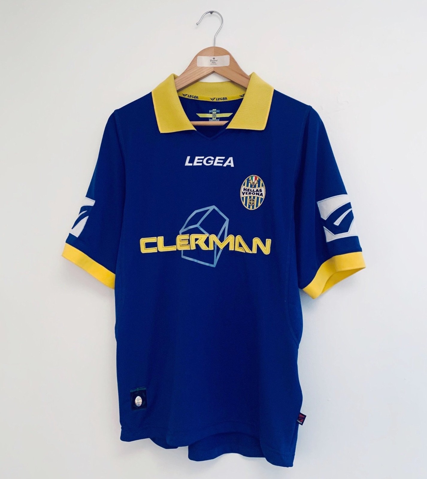 Hellas Verona 2005-06 Home Kit