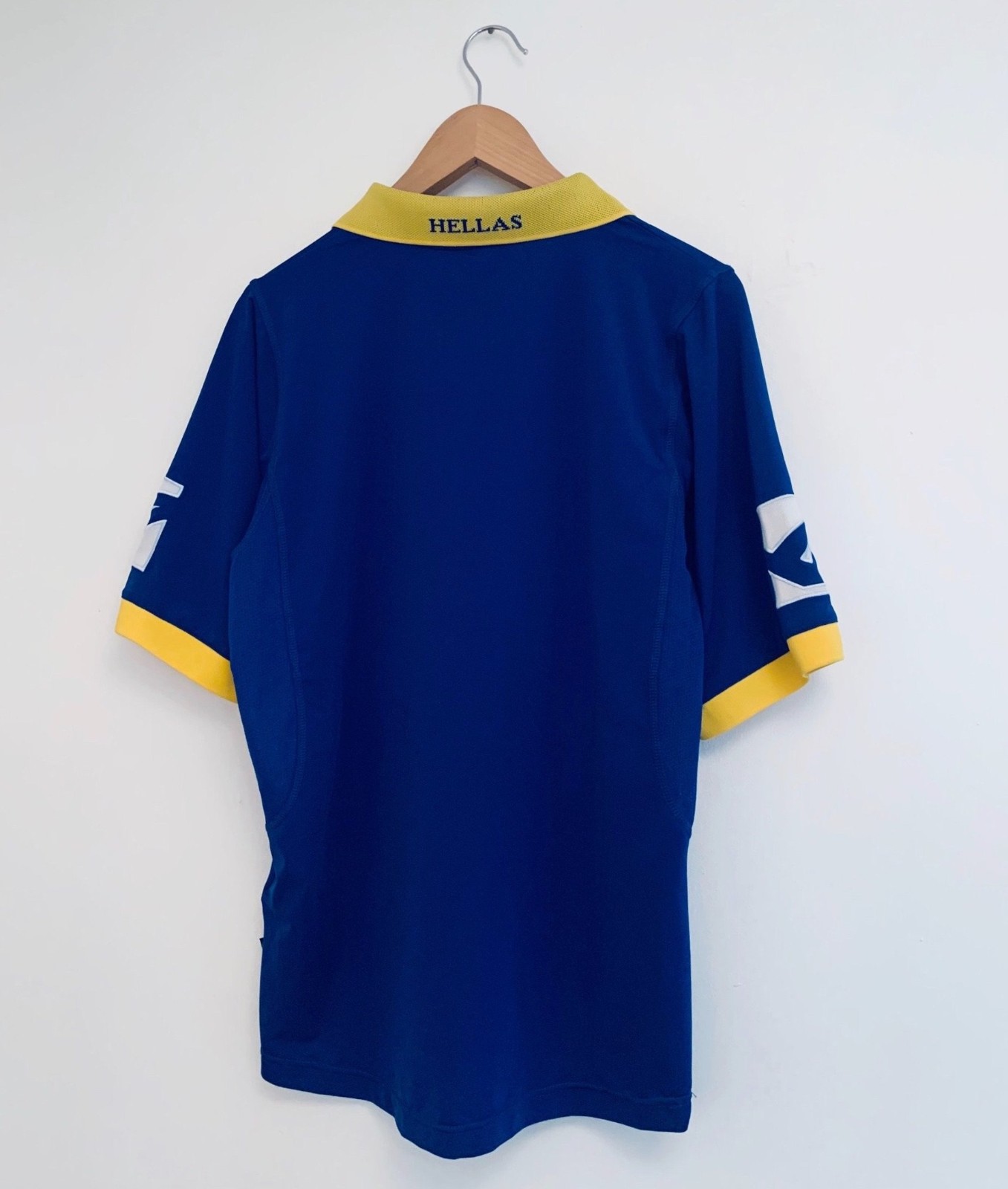 Hellas Verona 2005-06 Home Kit