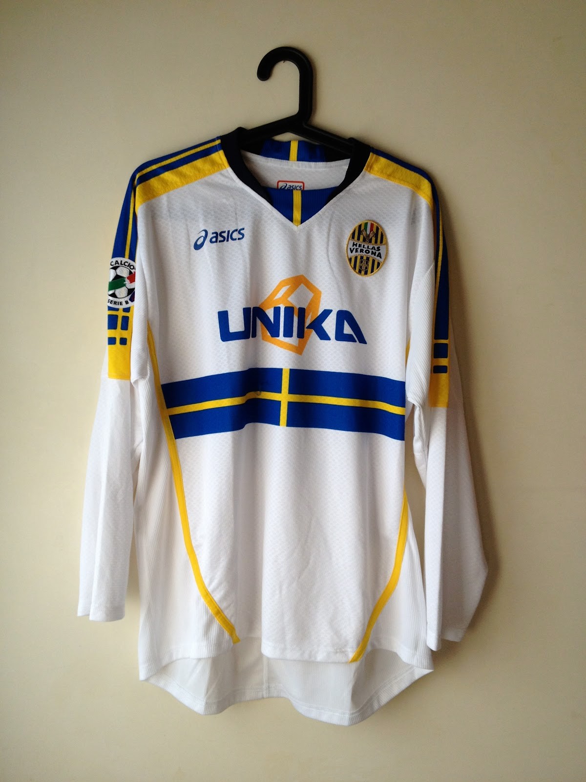 Hellas Verona 2006-07 Away Kit