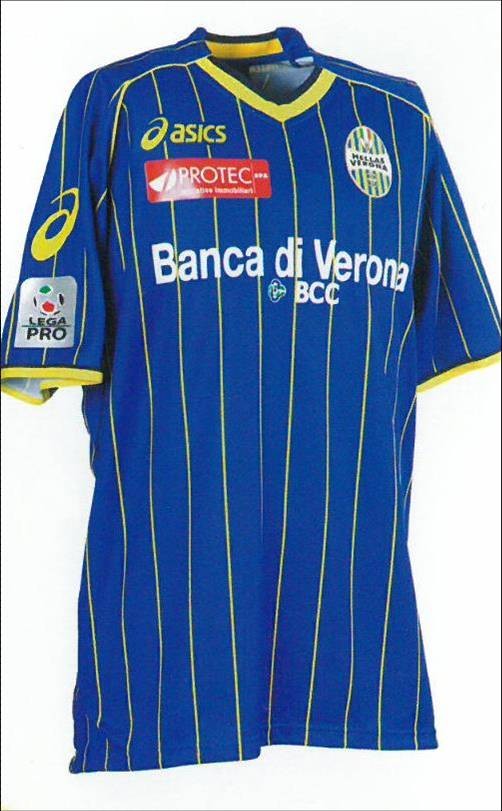 Hellas Verona 2010-11 Home Kit