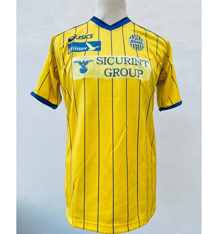 Hellas Verona 2010-11 Away Kit
