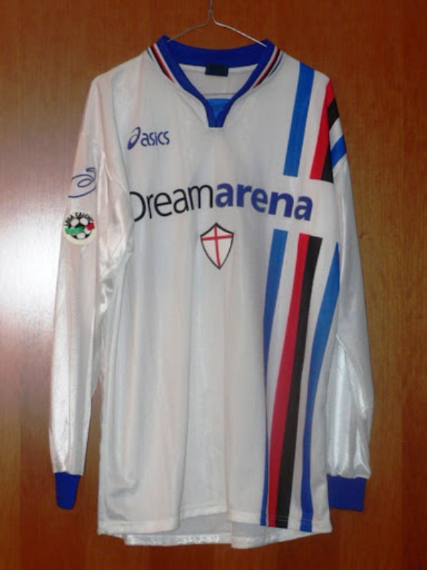 UC Sampdoria 2000-01 Away Kit