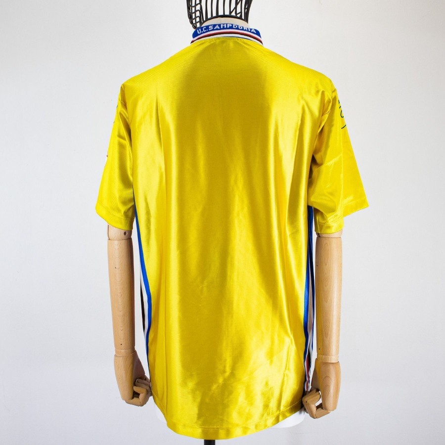 UC Sampdoria 2000-01 Third Kit