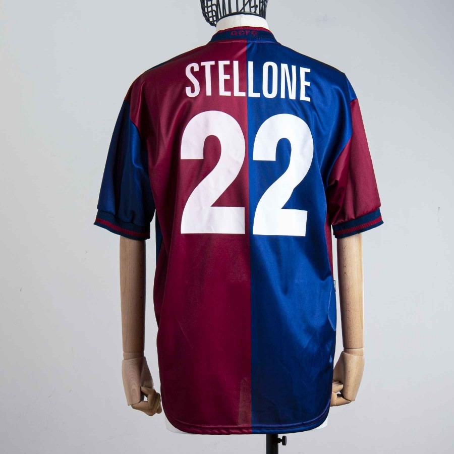 Genoa CFC 2004-05 Home Kit