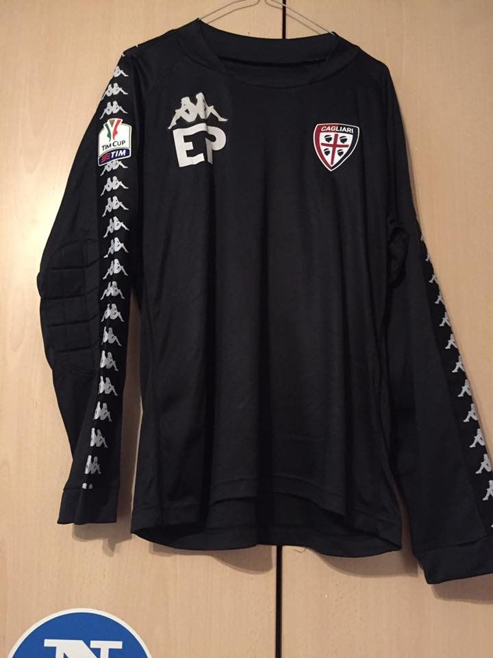 Cagliari Calcio 2015-16 GK Kit
