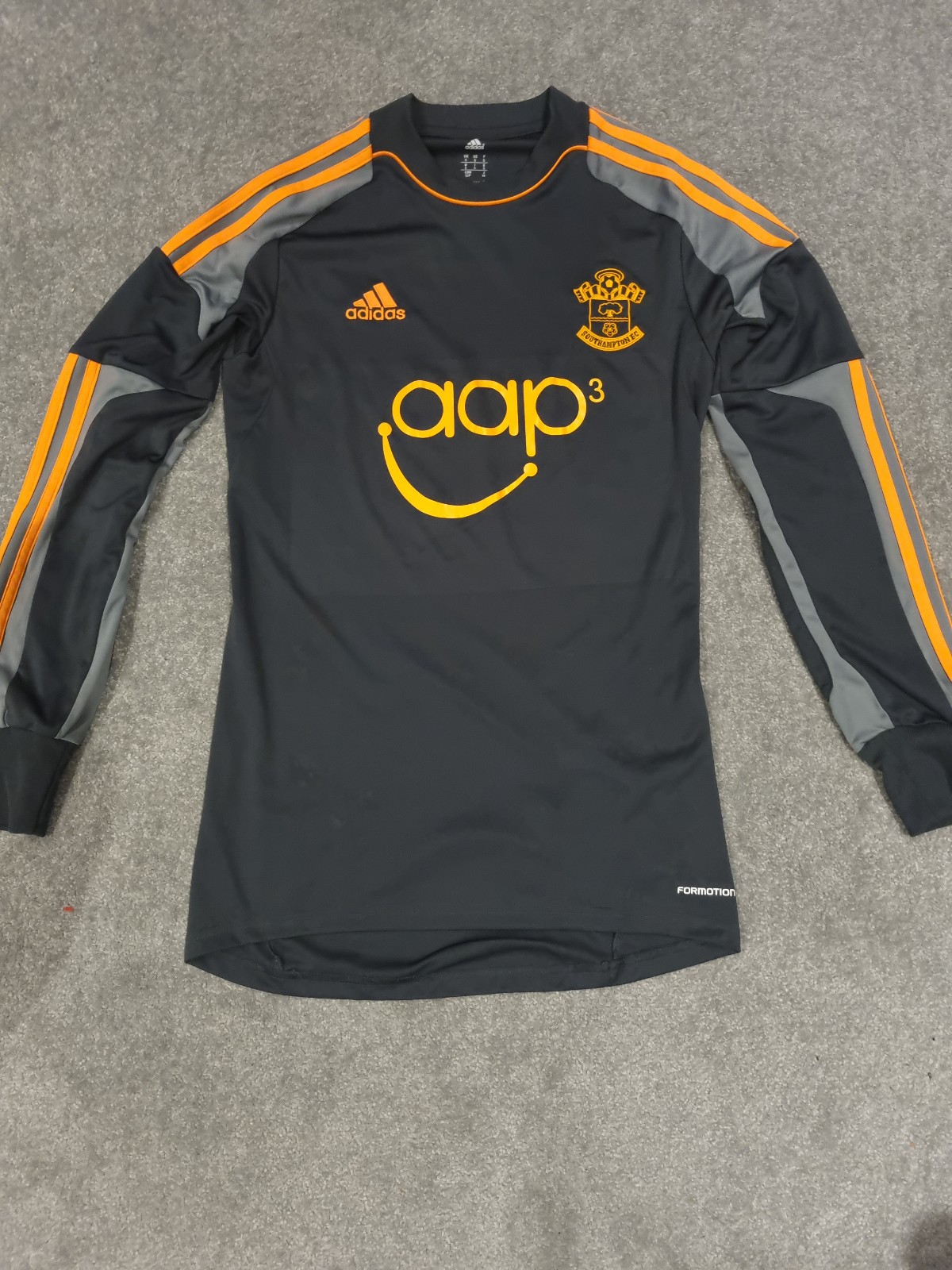 Southampton FC 2013-14 GK 2 Kit