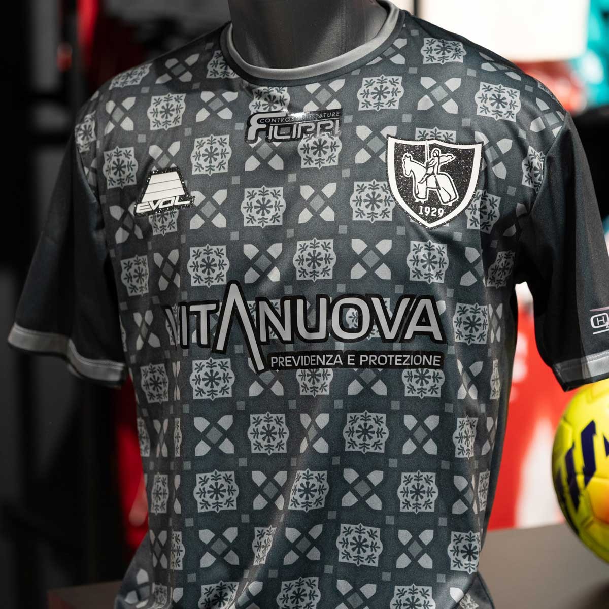 Chievo Verona 2025-26 Special Kit