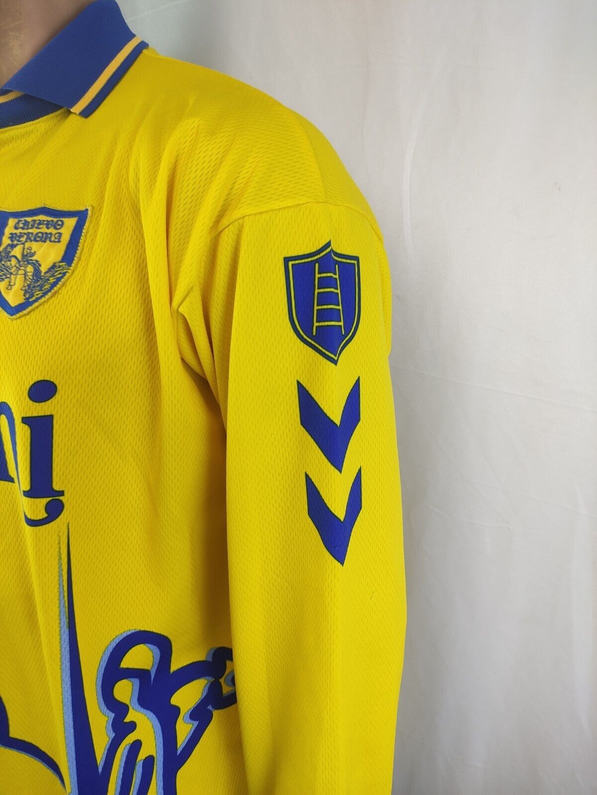 Chievo Verona 1999-00 Home Kit