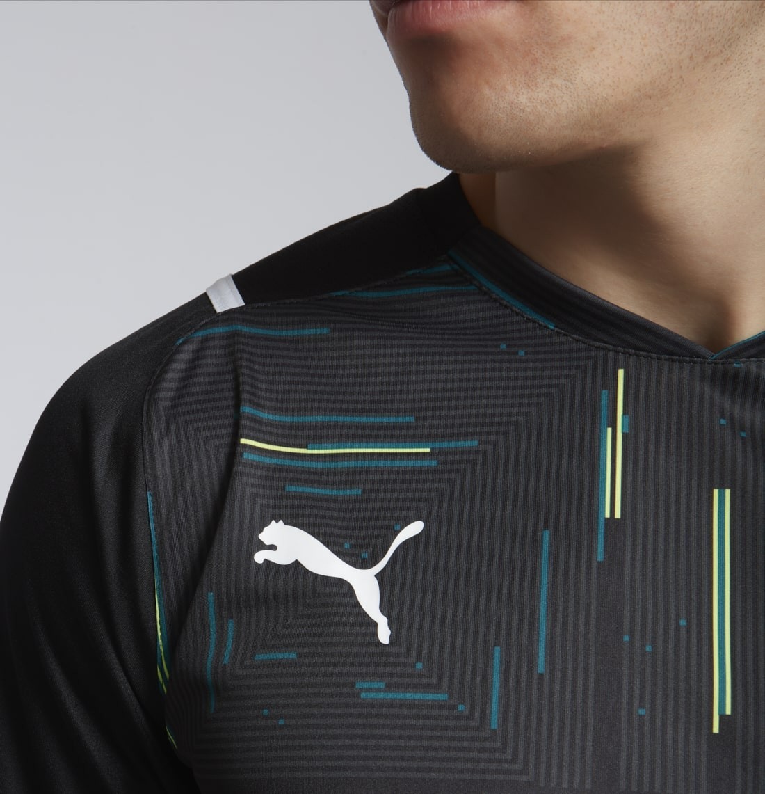 Sassuolo 2021-22 GK Away Kit