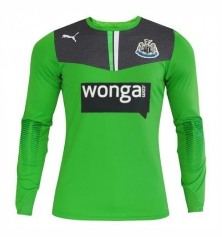 Newcastle United 2013-14 GK 1 Kit