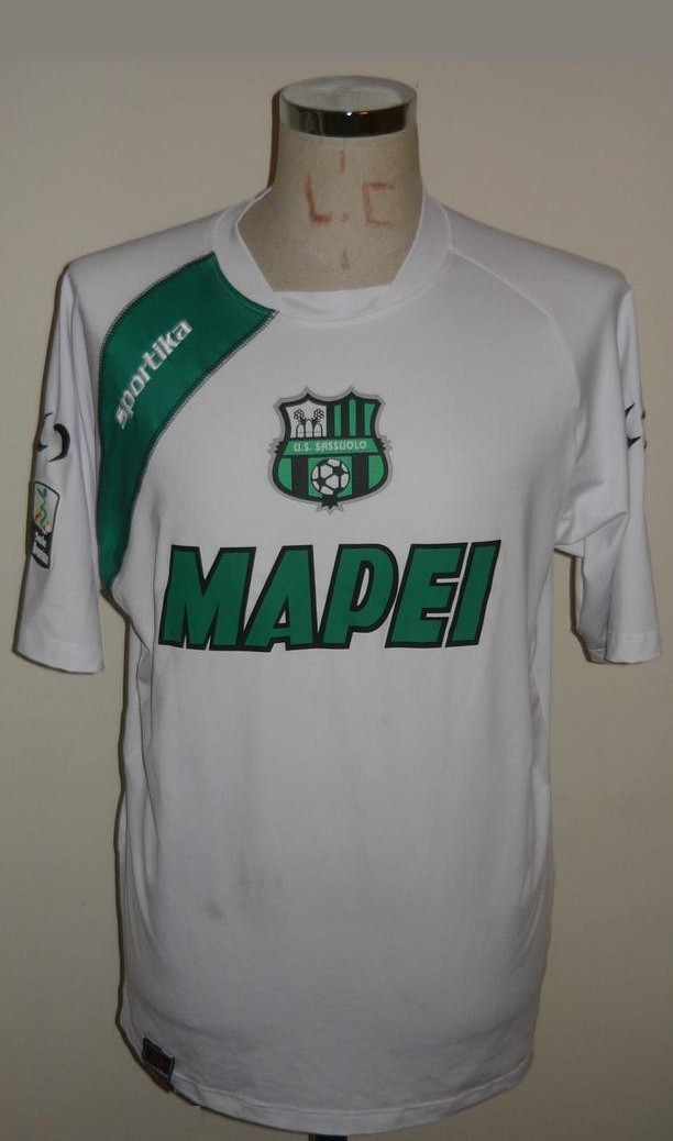 Sassuolo 2010-11 Away Kit