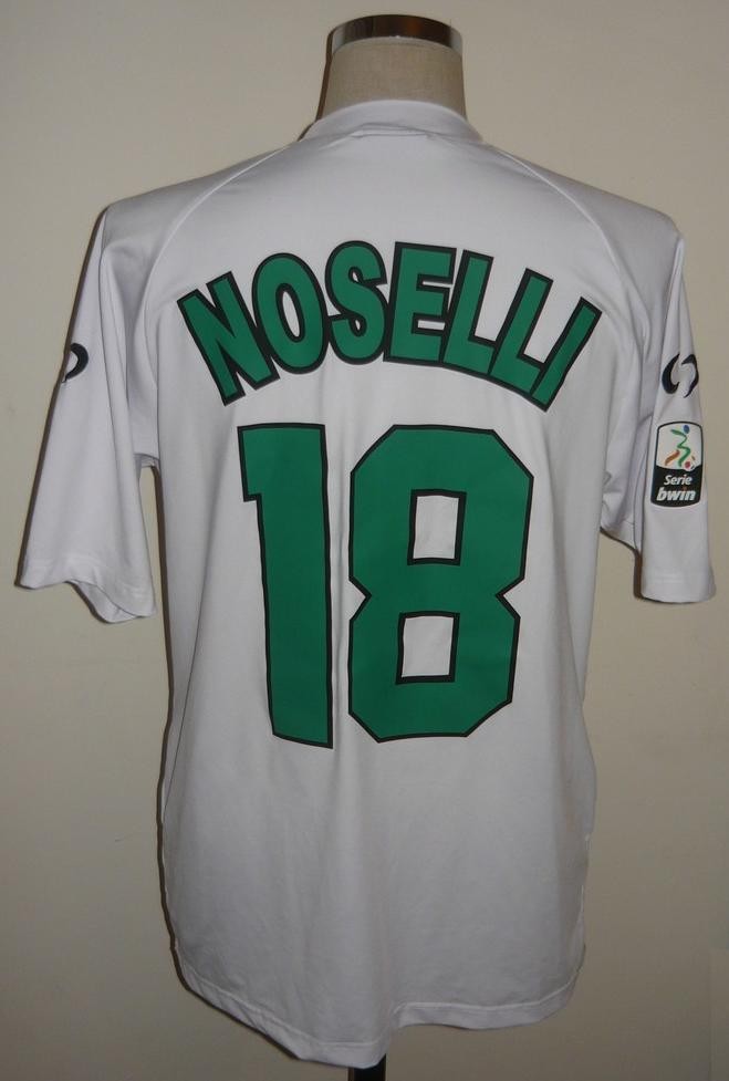 Sassuolo 2010-11 Away Kit